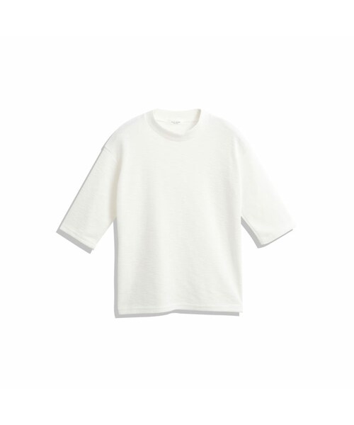 QUEEN SHOP（クイーンショップ）の「Made in Korea竹結棉帶出的色澤層次搭配羅紋布料的特性將立體感完展呈現小立領樣式與五分袖設計適合有點涼爽的春日溫度百搭的素色款絕對是妳的必備單品:)（トップス・レディース・黑/灰/白・F）」の2枚目の写真