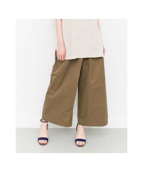 KBF（ケイビーエフ）の「ワイドラップパンツ（パンツ・レディース・BLACK/MOCHA・36/38）」の3枚目の写真