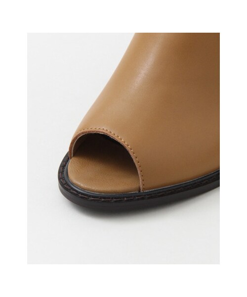 KBF(ケイビーエフ)の「スクエアヒールサンダル(シューズ・レディース・BLACK/CAMEL・36/37/38)」の9枚目の写真