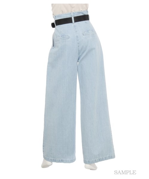 SNIDEL（スナイデル）の「ベルト付きワイドデニムパンツ（デニムパンツ・レディース・WHT/SAX/IND・0/1）」の5枚目の写真