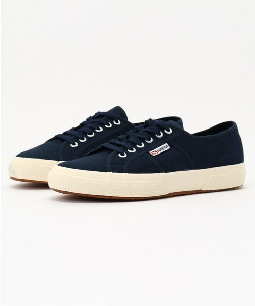SUPERGA(スペルガ)の「SUPERGA COTU CLASSIC(スニーカー・メンズ・ホワイト/ネイビー・40/41/42/43)」の2枚目の写真