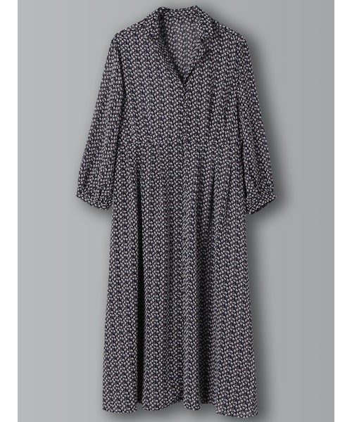 E hyphen world gallery（イーハイフンワールドギャラリー）の「シフォン小花柄ロングガウン（ワンピース/ドレス・レッド/ベージュ/ネイビー・F）」の3枚目の写真