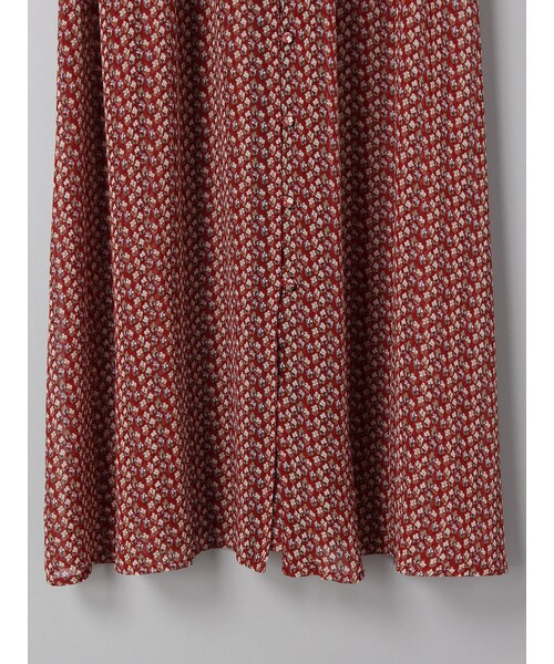 E hyphen world gallery（イーハイフンワールドギャラリー）の「シフォン小花柄ロングガウン（ワンピース/ドレス・レッド/ベージュ/ネイビー・F）」の9枚目の写真