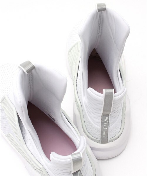 PUMA(プーマ)の「ウィメンズ プーマ×リアーナ コラボ フェンティ ホワイト PUMA FENTY TRAINER 189193-02(スニーカー・レディース・ホワイト・23.5cm/24cm/24.5cm)」の8枚目の写真