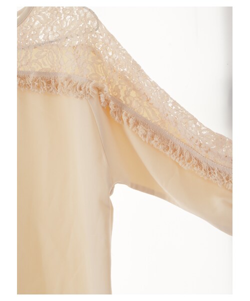 earth music&ecology（アースミュージックアンドエコロジー）の「フリンジレースドッキングプルオーバー（トップス・アイボリー/ブラック/ピンクベージュ・F）」の16枚目の写真