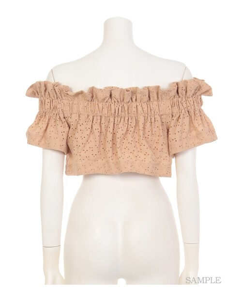 lilLilly（リルリリー）の「コットンレースオフショルブラウス（トップス・レディース・WHITE/BEIGE/RED・FREE）」の5枚目の写真