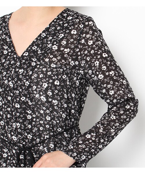 laboratory work（ラボラトリーワーク）の「紐ベルト付き小花柄マキシワンピース（ワンピース/ドレス・レディース・ブラック系/ネイビー系・M）」の7枚目の写真