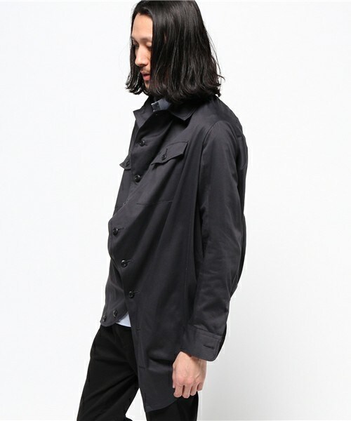 ANREALAGE（アンリアレイジ）の「ANREALAGE ミリタリーボールシャツ（シャツ/ブラウス・メンズ・ブラック/カーキブラウン・46/48）」の5枚目の写真