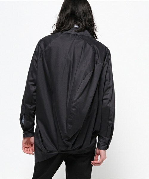 ANREALAGE（アンリアレイジ）の「ANREALAGE ミリタリーボールシャツ（シャツ/ブラウス・メンズ・ブラック/カーキブラウン・46/48）」の6枚目の写真