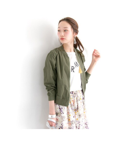 URBAN RESEARCH（アーバンリサーチ）の「タイプライターMA-1（ジャケット/アウター・レディース・KHAKI/NAVY・FREE）」の5枚目の写真