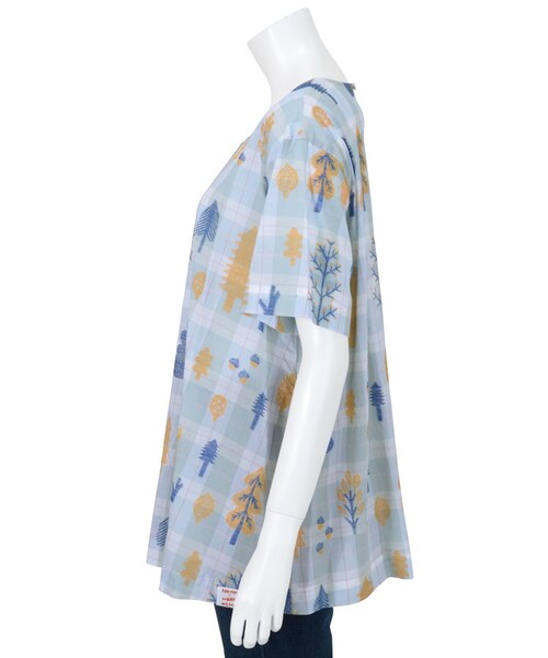 Ne-net（ネネット）の「Donna Wilson forest / ブラウス（トップス・レディース・light blue/light pink・02）」の6枚目の写真