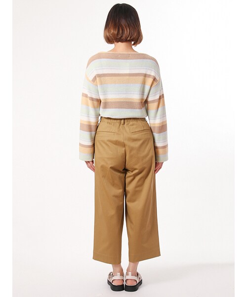 w closet（ダブルクローゼット）の「コットンツイル8分丈タックパンツ（パンツ・レディース・ベージュ/サックス/ブラック・FREE）」の6枚目の写真