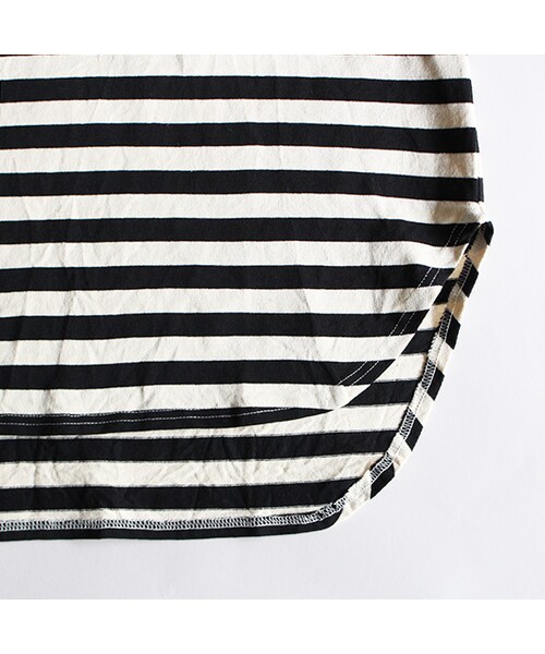 VOO（ヴォー）の「2ver. 1/2 Border Tee（トップス・Black/Red・1/2）」の6枚目の写真