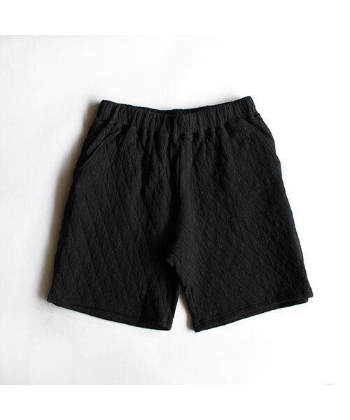 VOO（ヴォー）の「Quilt Shorts（パンツ・Black/Green・1/2）」の2枚目の写真