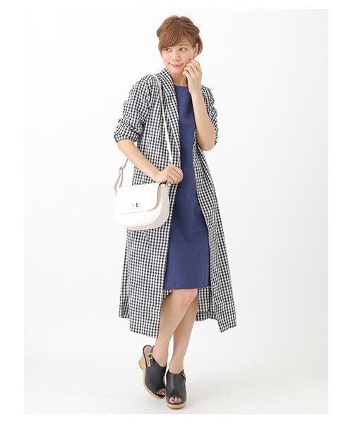 earth music&ecology(アースミュージックアンドエコロジー)の「チェックガウンシャツ(トップス・ブラック/レッド/ブルー・M/L)」の8枚目の写真