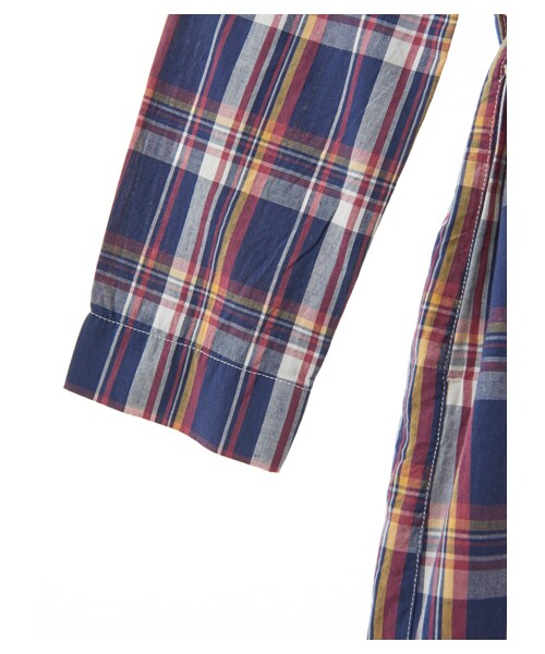 earth music&ecology(アースミュージックアンドエコロジー)の「チェックガウンシャツ(トップス・ブラック/レッド/ブルー・M/L)」の11枚目の写真