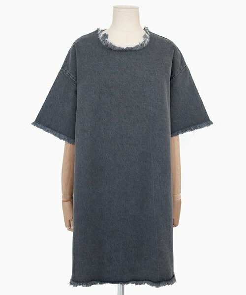 DHOLIC（ディーホリック）の「フレイドヘムミニ丈デニムワンピース（ワンピース・レディース・ブルーデニム/ブラックグレー・ＦＲＥＥ）」の2枚目の写真