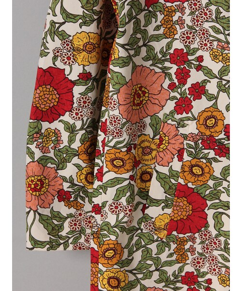 E hyphen world gallery（イーハイフンワールドギャラリー）の「M 花柄フレアチェスターコート（ジャケット/アウター・オフホワイト・S/M）」の5枚目の写真