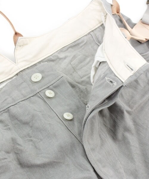 RNA-N（アールエヌエーエヌ）の「ワイドワークサスペンダーパンツ（パンツ・レディース・グレー/ホワイト・M）」の5枚目の写真