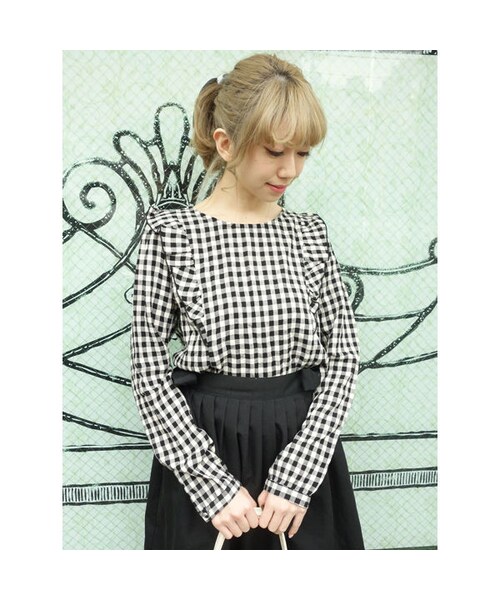 F i.n.t（フィント）の「ギンガムチェックショルダーフリルプルオーバーブラウス/F i.n.t（シャツ/ブラウス・レディース・その他）」の4枚目の写真