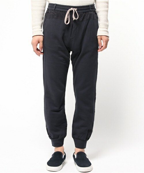 DISCOVERED（ディスカバード）の「DISCOVERED オーバーダイスウェットパンツ（その他パンツ・メンズ・ブラック/ブルー・1/2）」の8枚目の写真