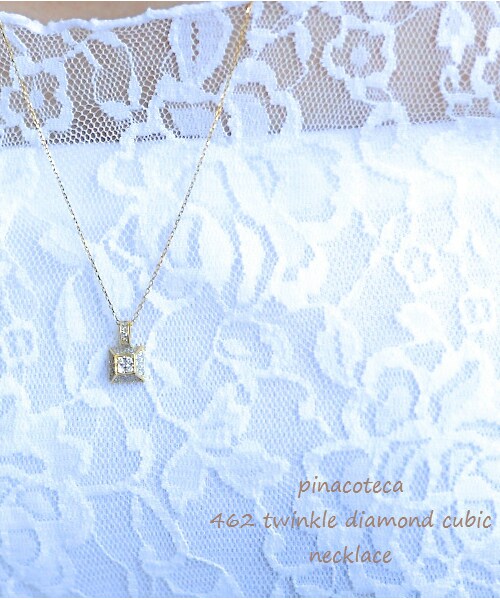 pinacoteca（ピナコテーカ）の「ピナコテーカ 462 トゥウィンクル ダイヤモンド キュービック ネックレス（ネックレス・レディース・ゴールド・60cm）」の2枚目の写真