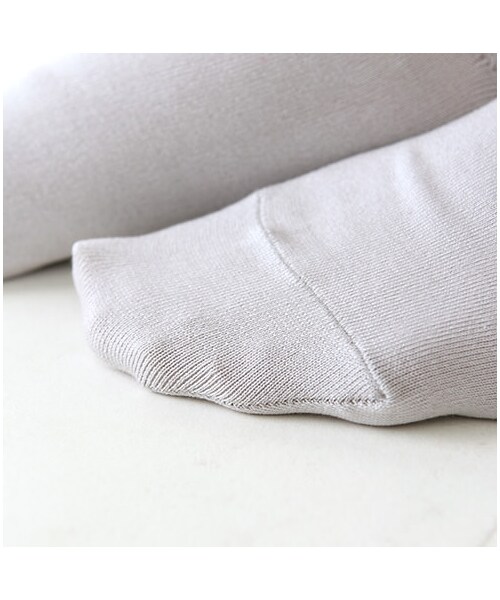 靴下屋（クツシタヤ）の「ハイゲージ無地ショートソックス（ソックス・靴下・レディース・オフホワイト/サラシ/シルバーグレー/クロ/チャコールグレー/ピーチ/パステルピンク/オレンジ/ライムイエロー/サックス/コン/ラベンダー・22.0～24.0cm）」の19枚目の写真