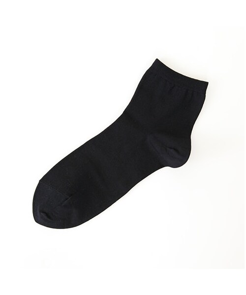 靴下屋（クツシタヤ）の「ハイゲージ無地ショートソックス（ソックス・靴下・レディース・オフホワイト/サラシ/シルバーグレー/クロ/チャコールグレー/ピーチ/パステルピンク/オレンジ/ライムイエロー/サックス/コン/ラベンダー・22.0～24.0cm）」の5枚目の写真