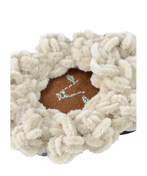 Ne-net（ネネット）の「ひつじのカオアクセサリー / ヘアゴム（ヘアアクセサリー・レディース・off white/brown/black）」の5枚目の写真