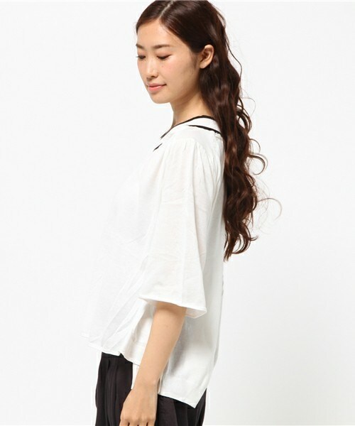 FRAPBOIS（フラボア）の「ピマニット（ニット/セーター・レディース・ホワイト/ブラック/ネイビー・1）」の4枚目の写真