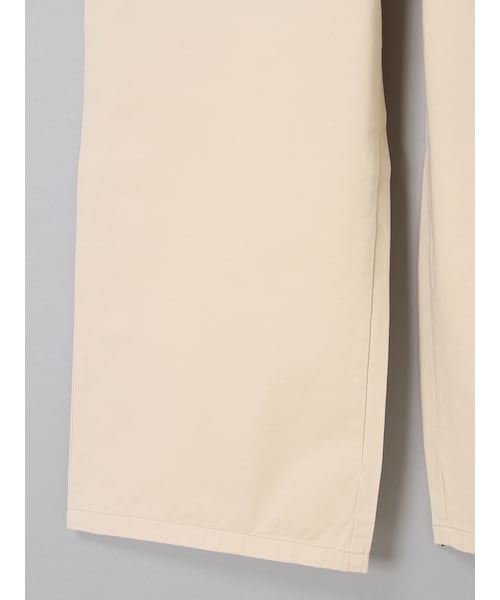 E hyphen world gallery（イーハイフンワールドギャラリー）の「綿ツイルサス付ワイドパンツ（パンツ・アイボリー/ブルー/ネイビー・F）」の8枚目の写真
