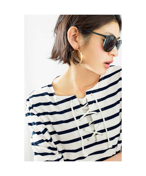 IEDIT（イディット）の「ミルブロウズ　定番スタイルの鮮度があがる　レースアップボーダートップス〈ブラック×ホワイト〉（Tシャツ/カットソー・レディース・Various・S /M /L /LL/3L）」の9枚目の写真