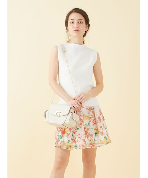 MERCURYDUO（マーキュリーデュオ）の「【BSC】 サイドスリットボトルネックノースリニット（トップス・レディース・オフホワイト/ブラック/ベビーピンク/オレンジ/イエロー/アイスブルー）」の9枚目の写真