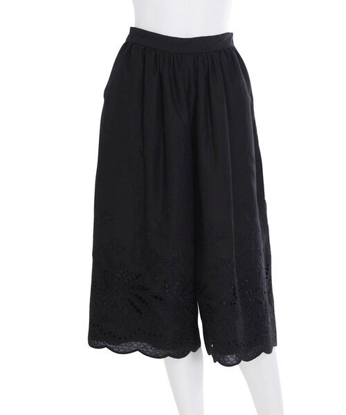 MERCURYDUO（マーキュリーデュオ）の「【DUO】 カットワークガウチョパンツ（パンツ・レディース・オフホワイト/ブラック/オレンジ/イエロー）」の2枚目の写真