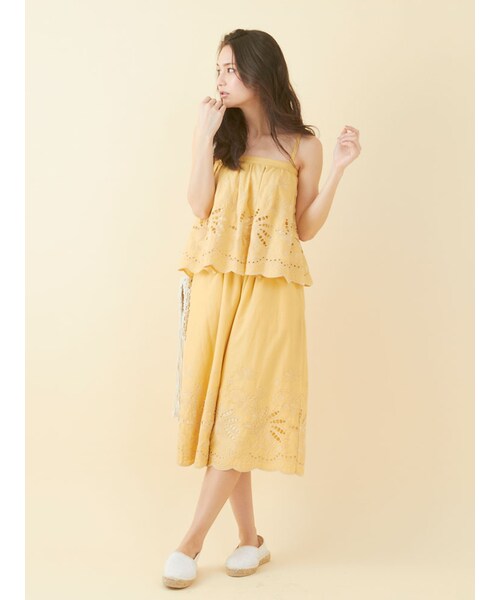 MERCURYDUO（マーキュリーデュオ）の「【DUO】 カットワークガウチョパンツ（パンツ・レディース・オフホワイト/ブラック/オレンジ/イエロー）」の6枚目の写真