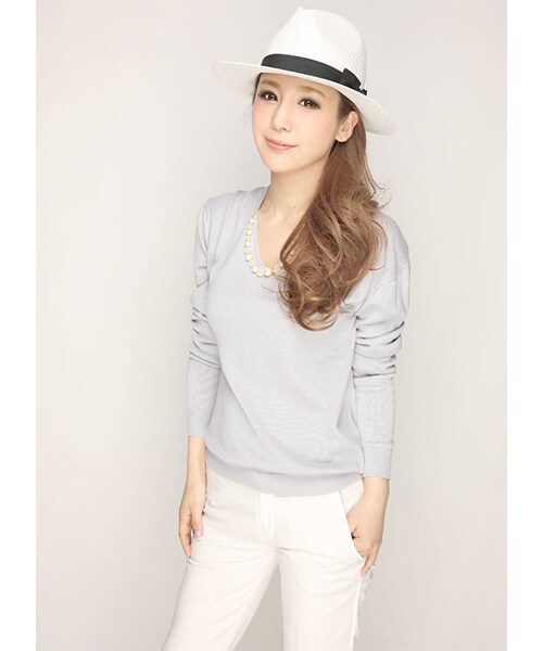 Rocotta by MOERY（ロコッタ）の「Rocotta(ロコッタ) Vネックニットトップス（ニット/セーター・レディース・ホワイト/ネイビー/ペールグレー/アイスブルー/スモーキーピンク・FREE）」の10枚目の写真