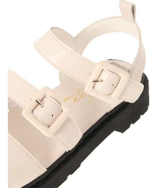 w closet(ダブルクローゼット)の「ストラップサンダル(シューズ・レディース・ホワイト/ブラック・M/L)」の5枚目の写真