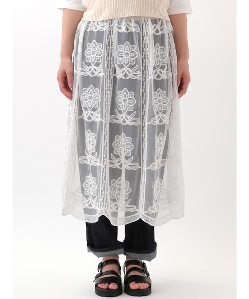 w closet（ダブルクローゼット）の「刺繍チュールレーススカート（スカート・レディース・オフホワイト/グレー・FREE）」の3枚目の写真