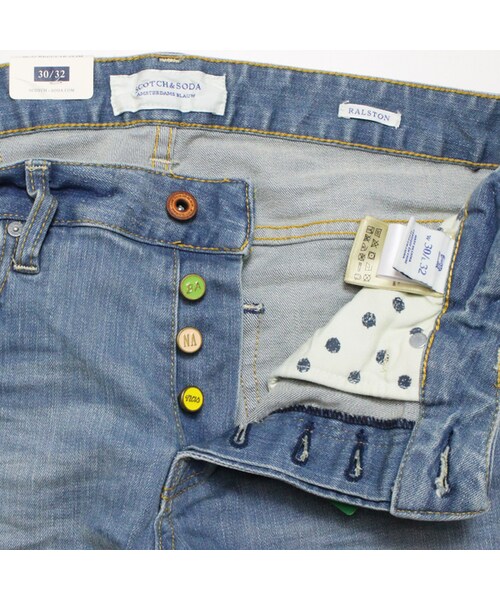 SCOTCH & SODA（スコッチ アンド ソーダ）の「RALSTON SCRAPE AND SHIFT　DENIM BLUE（デニムパンツ・メンズ・DENIM BLUE・W28～W32）」の4枚目の写真