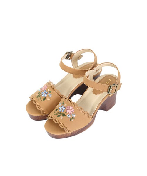 F i.n.t（フィント）の「フラワー刺繍サンダル/F i.n.t（サンダル・レディース・その他）」の3枚目の写真