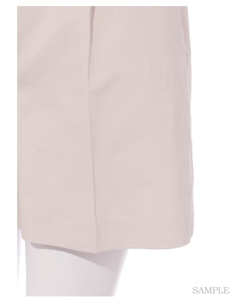 SNIDEL(スナイデル)の「ベルト付きショートパンツ(ショートパンツ・レディース・BEG/NVY・0/1)」の7枚目の写真