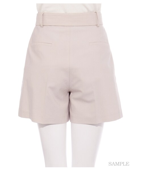 SNIDEL(スナイデル)の「ベルト付きショートパンツ(ショートパンツ・レディース・BEG/NVY・0/1)」の4枚目の写真