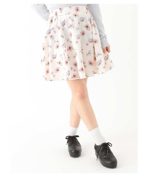 earth music&ecology（アースミュージックアンドエコロジー）の「＜WEB限定大きな・小さなサイズ＞スキスカ フラワーミニスカート（スカート・オフホワイト/イエロー/ネイビー・XS/L）」の4枚目の写真