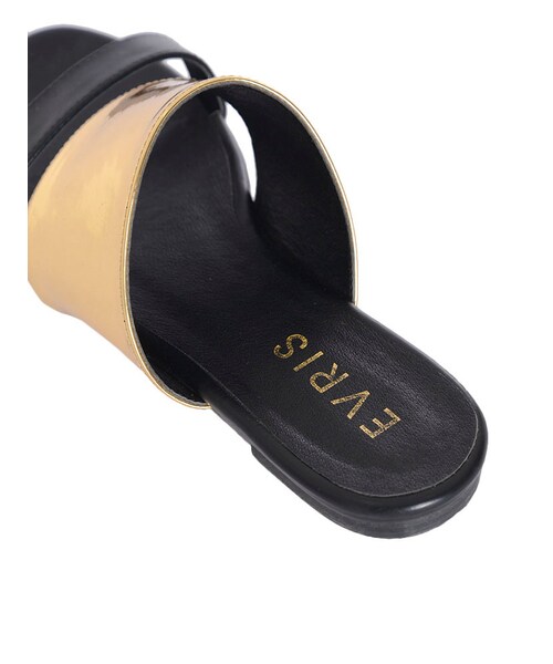 EVRIS（エヴリス）の「メタリックフラットサンダル（シューズ・レディース・ホワイト/ブラック・M/L）」の10枚目の写真