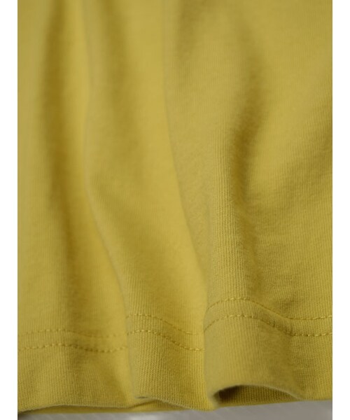 w closet(ダブルクローゼット)の「Vネックポケ付きTシャツ(トップス・レディース・オフホワイト/Sイエロー/カーキ/ブラック・FREE)」の11枚目の写真