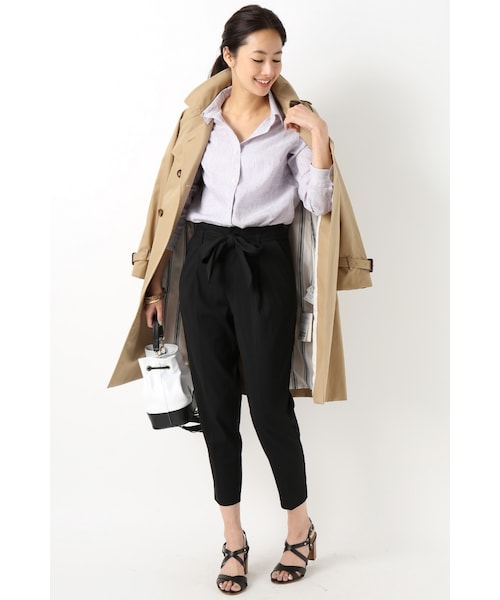 Spick & Span(スピックアンドスパン)の「ウエストリボン タックテーパードパンツ(パンツ・ブラック/キャメル/カーキ・34/36/38/40)」の4枚目の写真