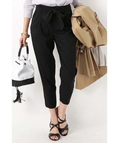 Spick & Span(スピックアンドスパン)の「ウエストリボン タックテーパードパンツ(パンツ・ブラック/キャメル/カーキ・34/36/38/40)」の1枚目の写真