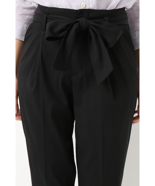 Spick & Span(スピックアンドスパン)の「ウエストリボン タックテーパードパンツ(パンツ・ブラック/キャメル/カーキ・34/36/38/40)」の12枚目の写真