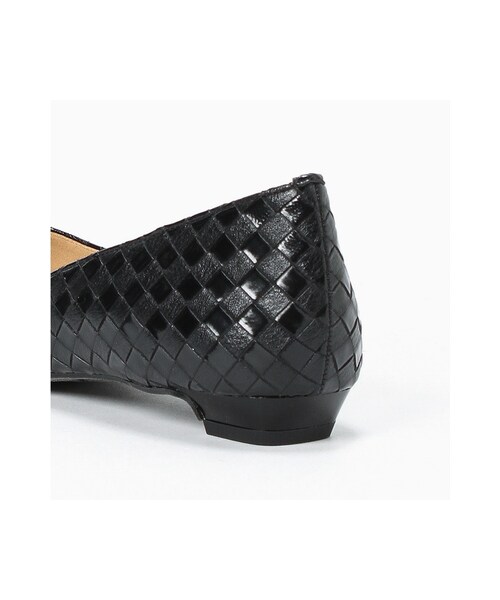 LE TALON(ルタロン)の「2CMバイアスメッシュポインテッド(シューズ・ブラック/ホワイト/シルバー・36/36.5/37/37.5/38/35.5)」の7枚目の写真