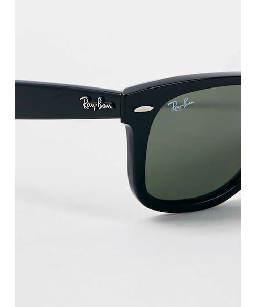Ray-Ban（レイバン）の「Ray-Ban Black Wayfarer Sunglasses（サングラス・メンズ・Black・000）」の3枚目の写真